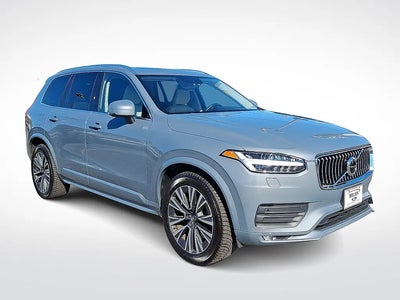 2022 Volvo XC90 AWD T6 Momentum 6-Passenger 4DR SUV