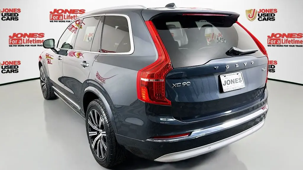 2022 Volvo XC90 T6 Inscription 6-Passenger