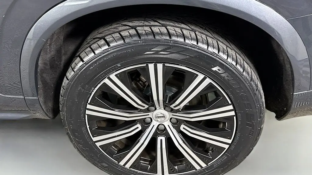 2022 Volvo XC90 T6 Inscription 6-Passenger