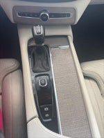 2022 XC90 Thumbnail 13