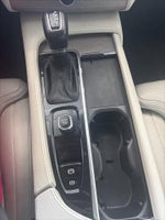 2022 XC90 Thumbnail 14