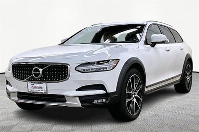 Photo of a 2020 Volvo V90 Cross Country AWD T6 4DR Wagon for sale