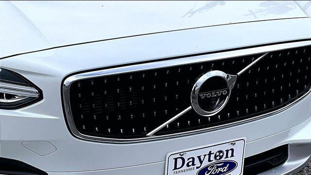 2017 Volvo V90 Cross Country T6