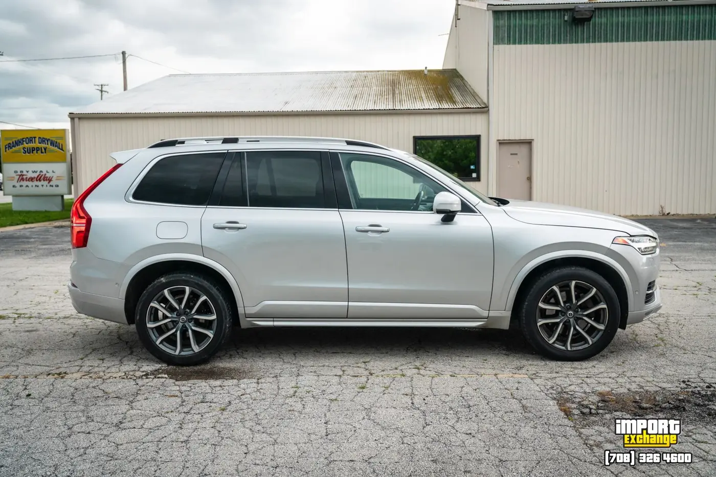 2017 Volvo XC90 - $16,376
