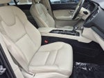 2020 XC90 Thumbnail 16