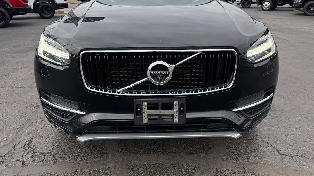 2017 Volvo XC90 T6 Momentum