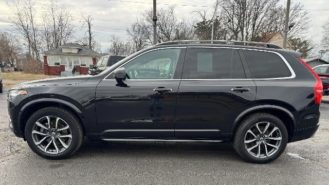 2017 Volvo XC90 T6 Momentum