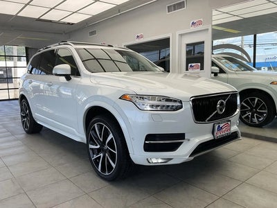 Photo of a 2018 Volvo XC90 AWD T6 Momentum 4DR SUV for sale