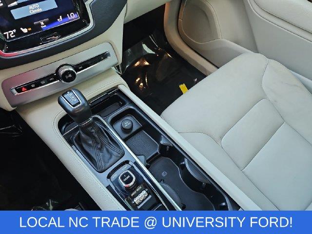 2017 Volvo XC90 - $17,454