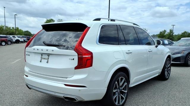 2018 Volvo XC90 T6 Momentum