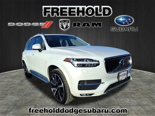 2018 Volvo XC90 with Crystal White Metallic Exterior