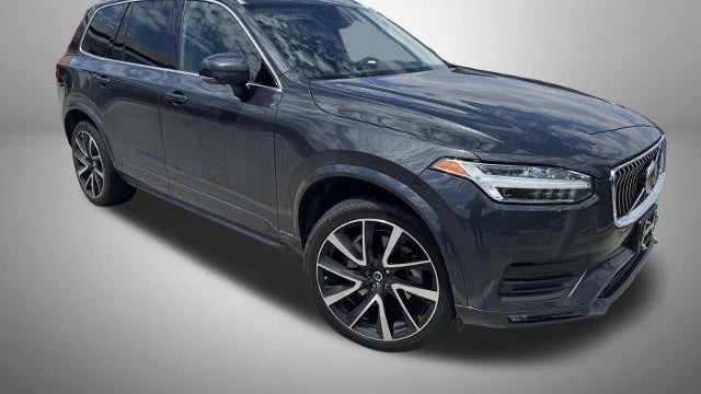 2021 Volvo XC90 T6 Momentum 7-Passenger