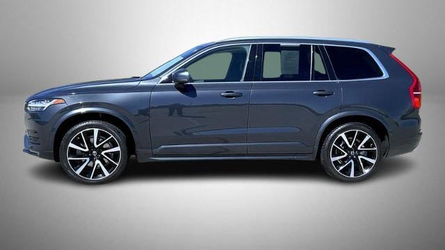 2021 Volvo XC90 T6 Momentum 7-Passenger