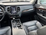 2017 XC90 Thumbnail 32