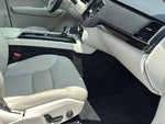 2017 XC90 Thumbnail 20