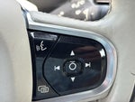 2017 XC90 Thumbnail 28