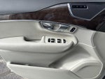 2017 XC90 Thumbnail 14