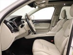 2020 XC90 Thumbnail 15