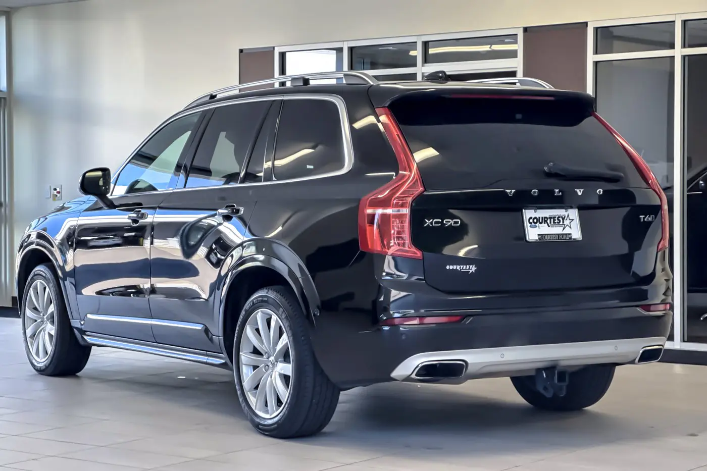 2019 Volvo XC90 - $21,417