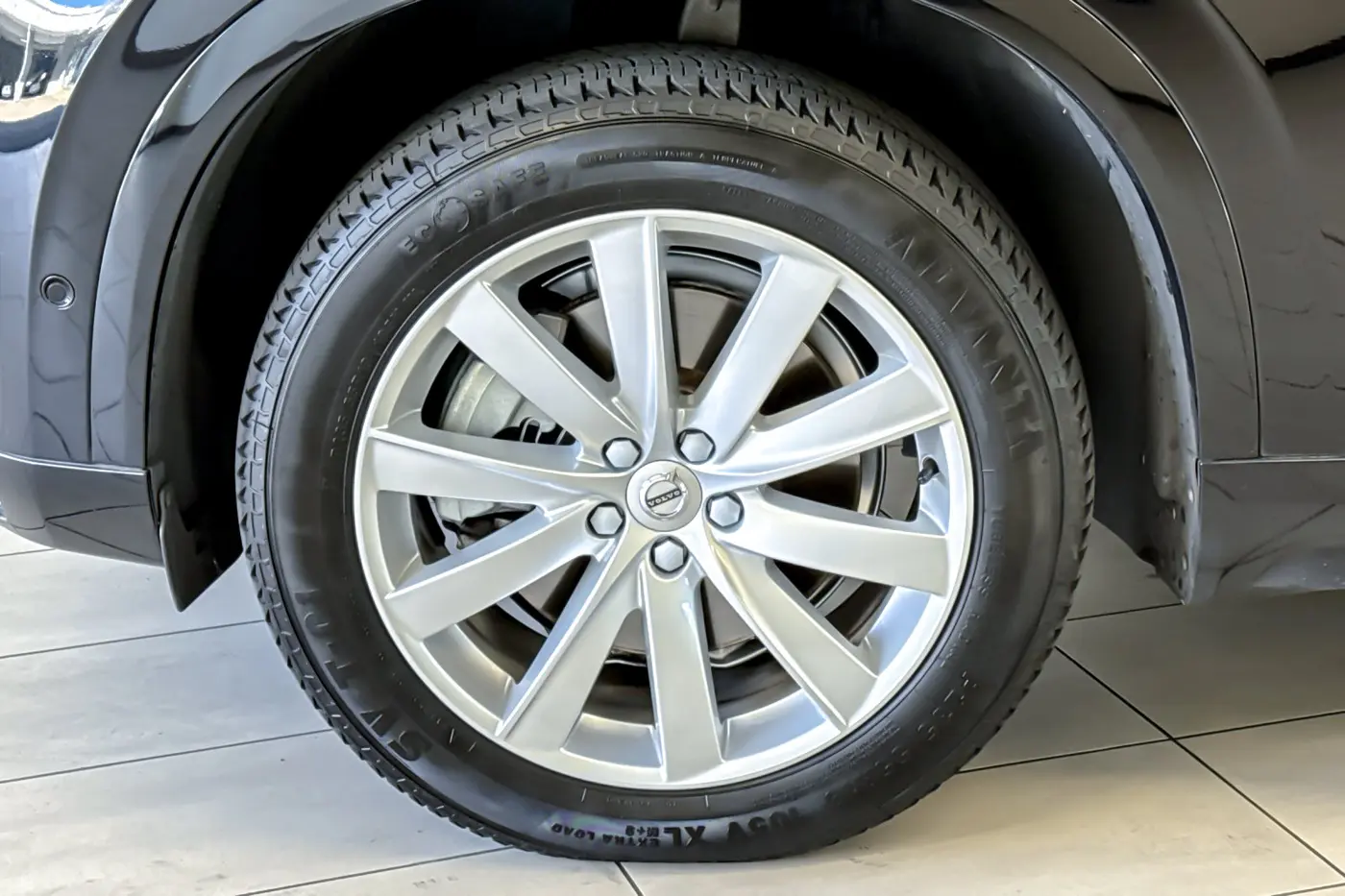 2019 Volvo XC90 - $21,417