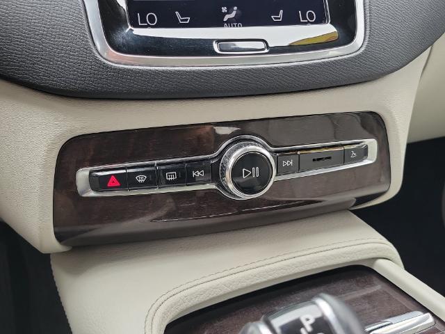 2017 Volvo XC90 - $11,673