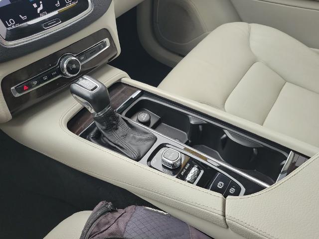 2017 Volvo XC90 - $11,673