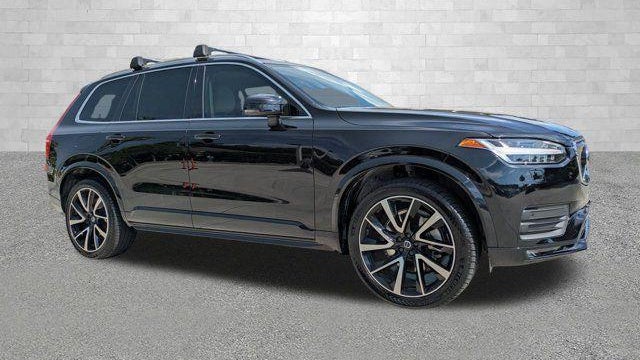 Preowned 2022 Volvo XC90 T6 Momentum 7-Passenger for Sale