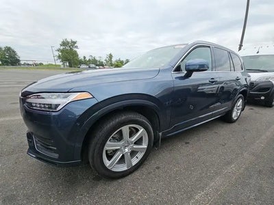 Photo of a 2022 Volvo XC90 AWD T6 Momentum 7-Passenger 4DR SUV for sale