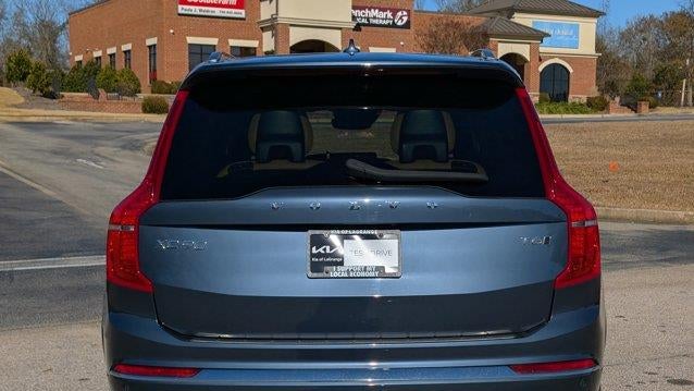 2022 Volvo XC90 T6 Inscription 7-Passenger