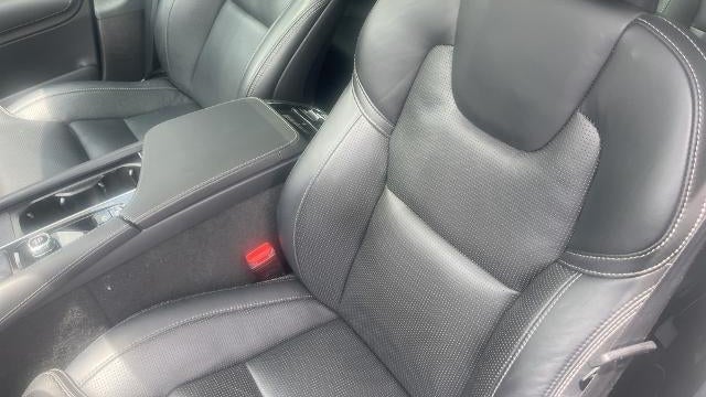 2022 Volvo XC90 T6 Inscription 7-Passenger