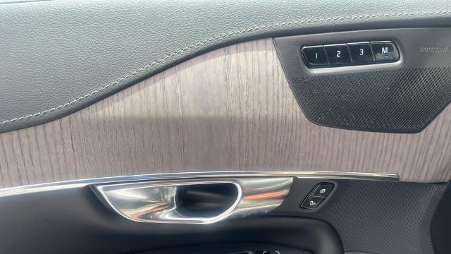 2022 Volvo XC90 T6 Inscription 7-Passenger