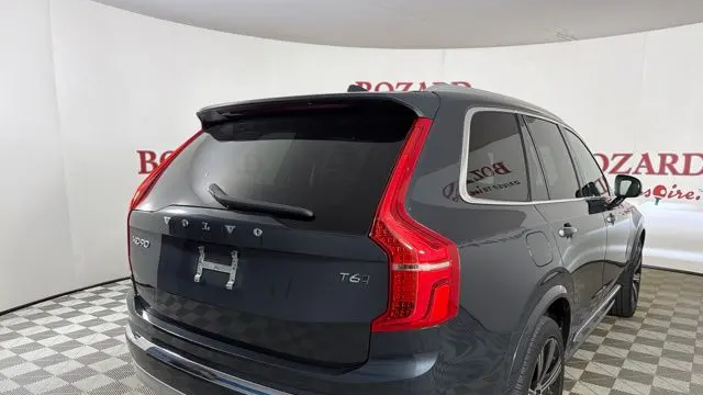 2022 Volvo XC90 T6 Inscription 7-Passenger