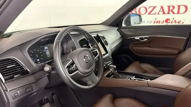 2022 Volvo XC90 T6 Inscription 7-Passenger