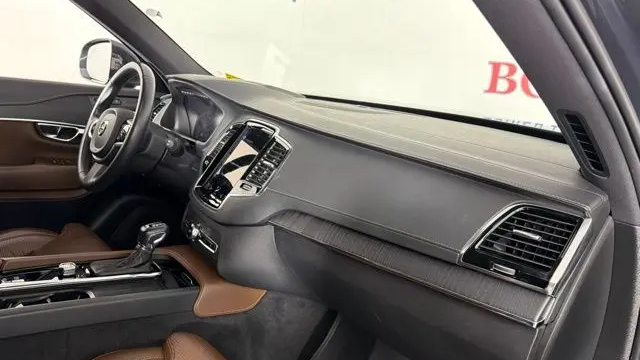 2022 Volvo XC90 T6 Inscription 7-Passenger