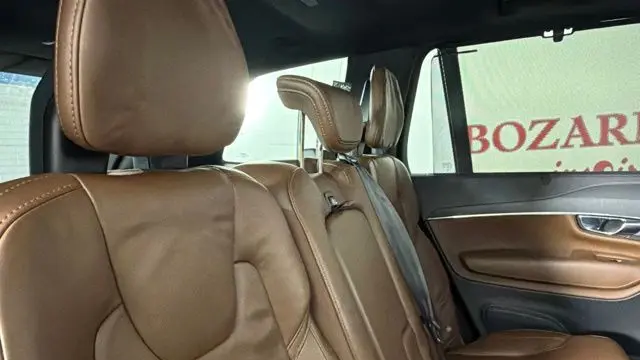 2022 Volvo XC90 T6 Inscription 7-Passenger