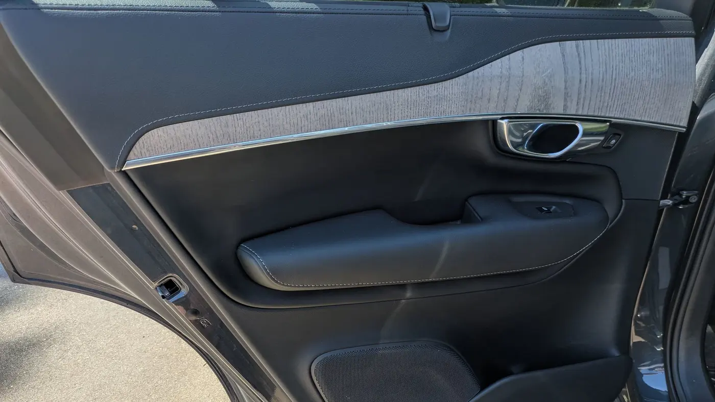 2022 Volvo XC90 T6 Inscription 7-Passenger