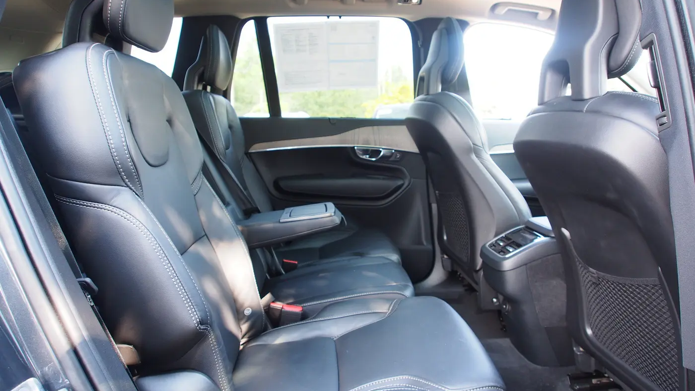 2022 Volvo XC90 T6 Inscription 7-Passenger