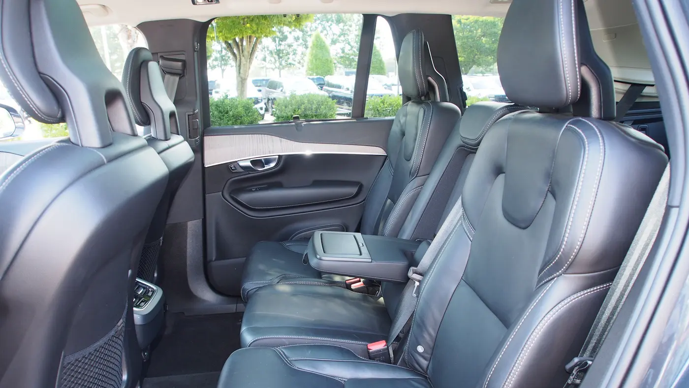2022 Volvo XC90 T6 Inscription 7-Passenger