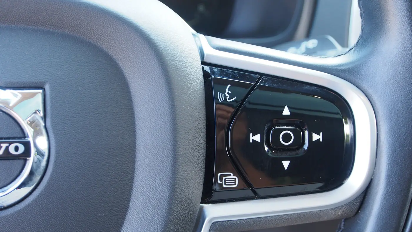 2022 Volvo XC90 T6 Inscription 7-Passenger