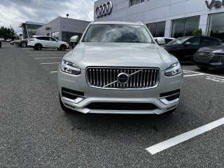 2022 Volvo XC90 with Birch Light Met Exterior