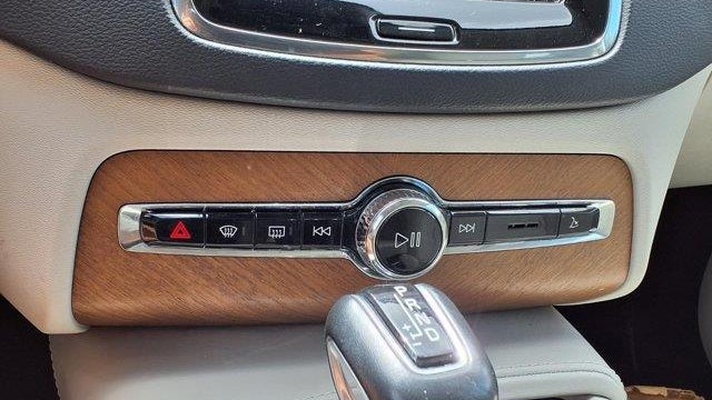 2020 Volvo XC90 T6 Inscription 7-Passenger