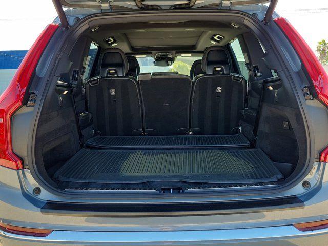 2020 Volvo XC90 - $24,789