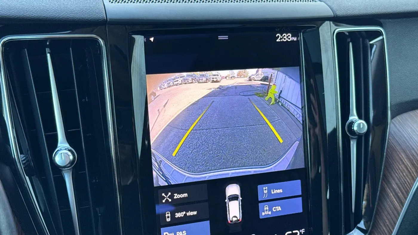 2021 Volvo XC60 T6 Momentum