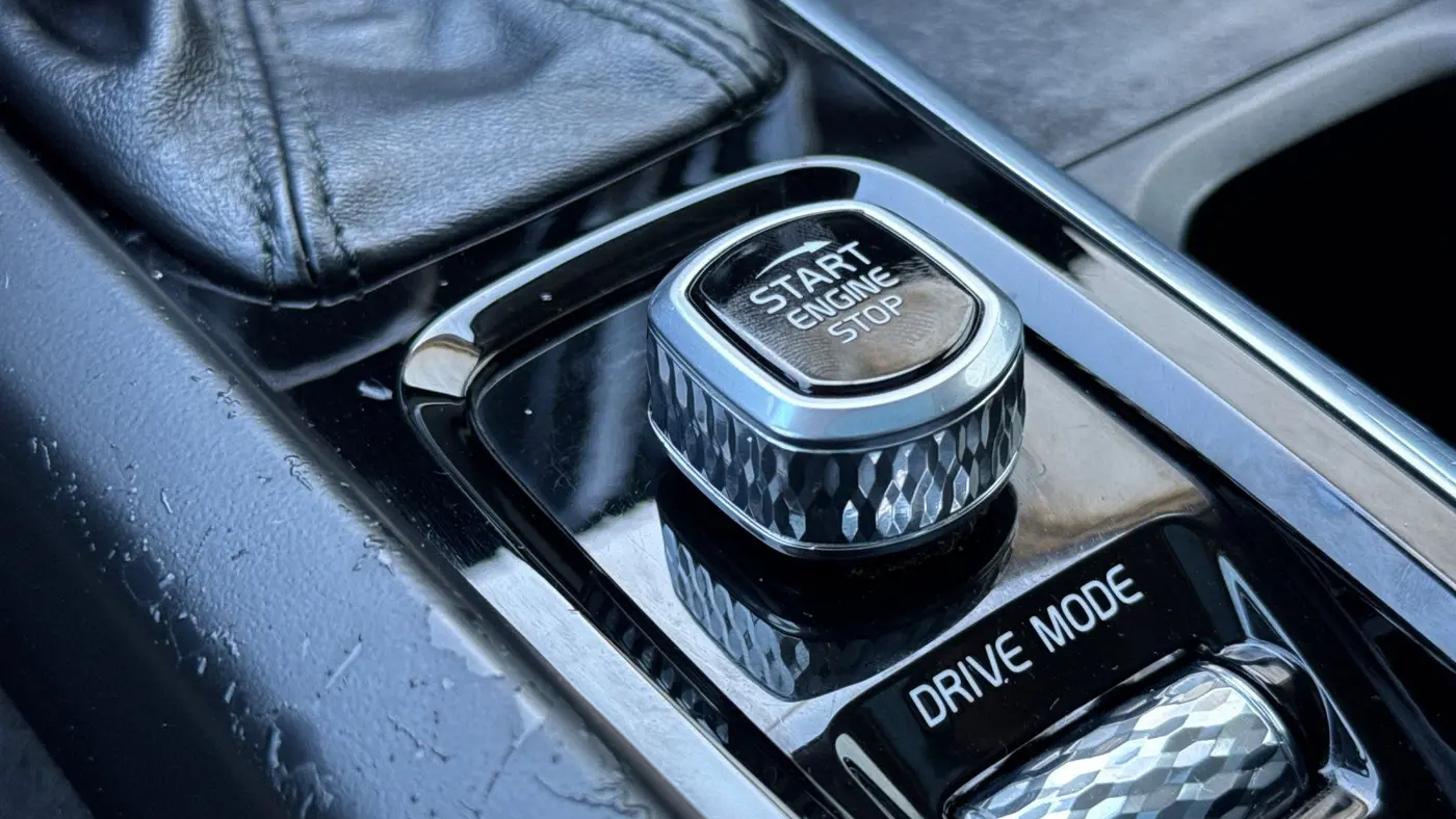 2021 Volvo XC60 T6 Momentum