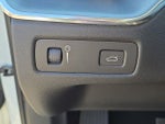 2020 XC60 Thumbnail 13