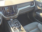 2020 XC60 Thumbnail 31