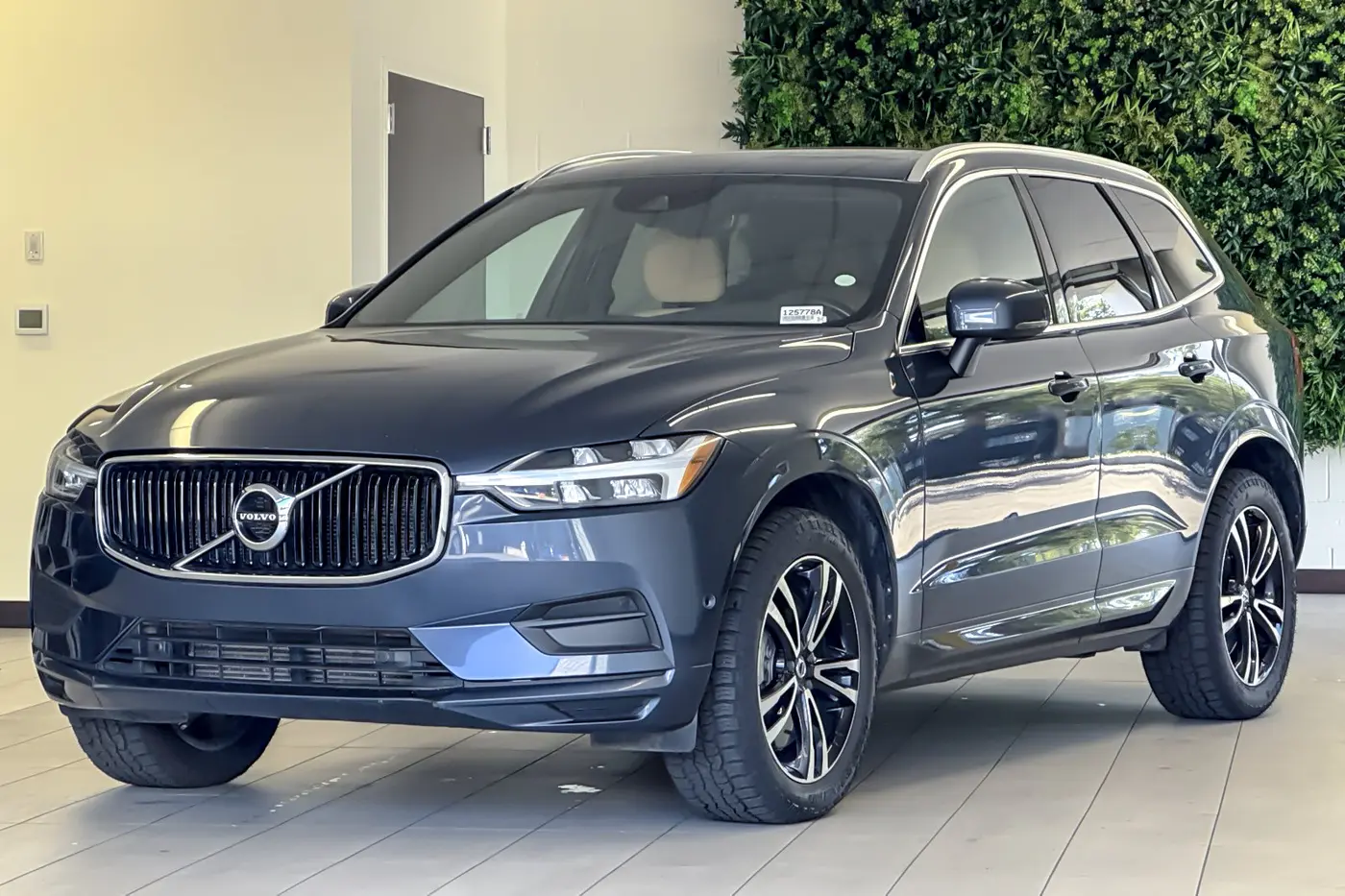 2018 Volvo XC60 - $19,717