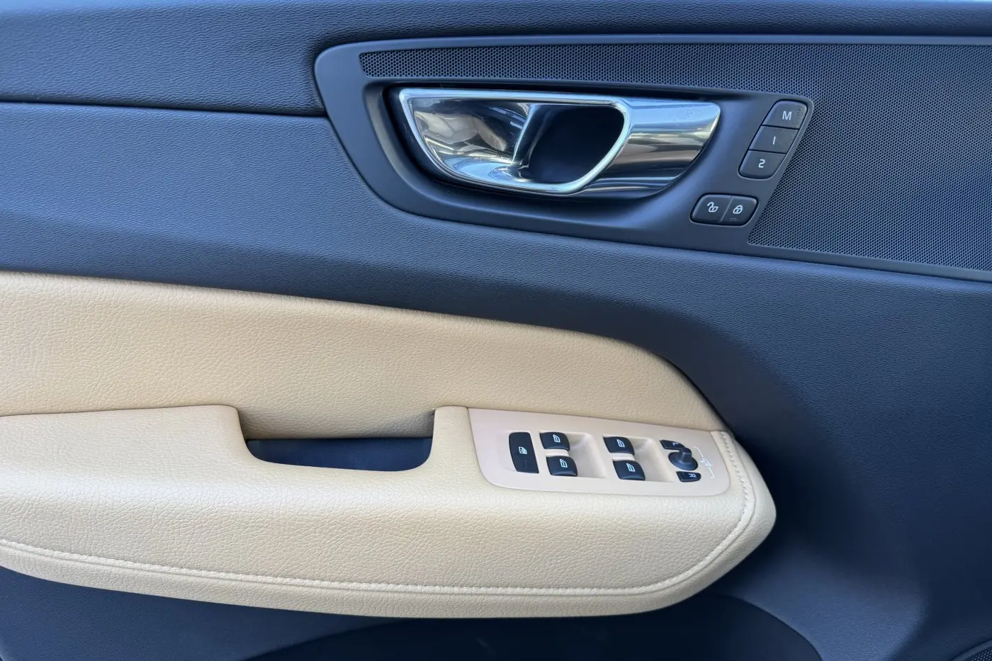 2018 Volvo XC60 - $19,717