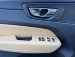 2018 XC60 Thumbnail 11