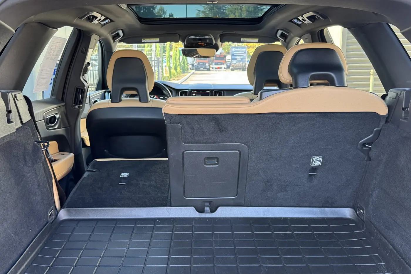 2018 Volvo XC60 - $19,717